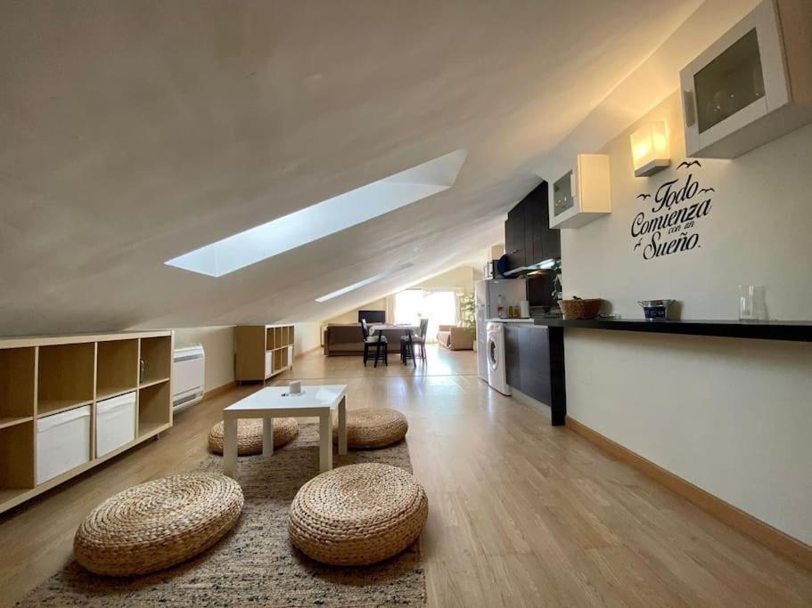 Exclusive Beachfront Penthouse Almayate Alto Екстериор снимка