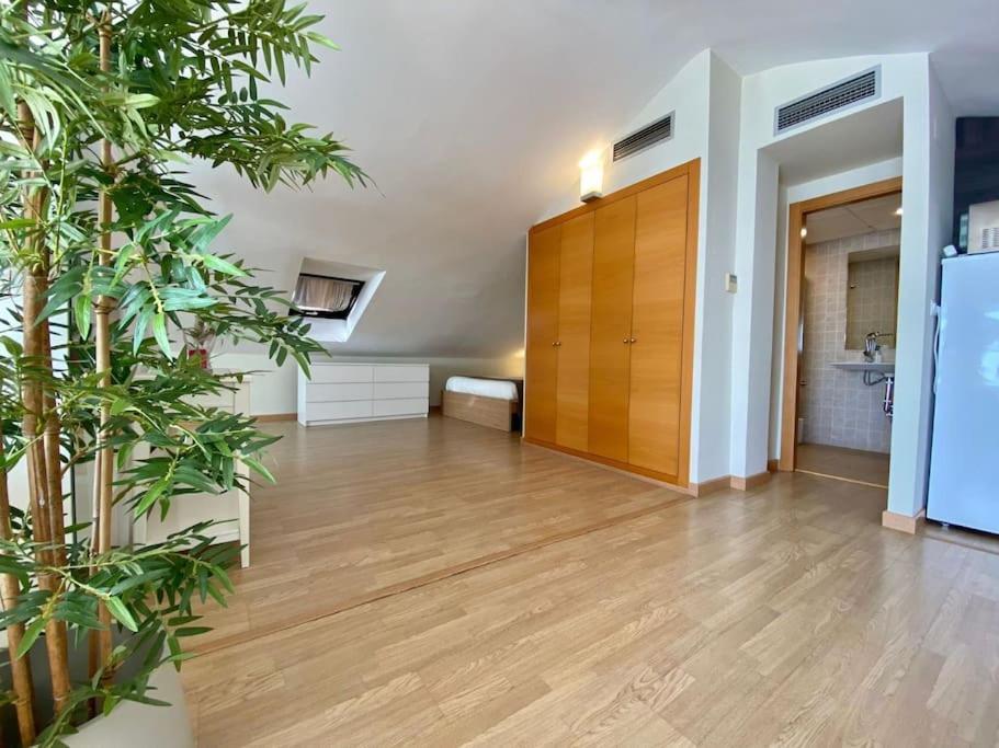 Exclusive Beachfront Penthouse Almayate Alto Екстериор снимка